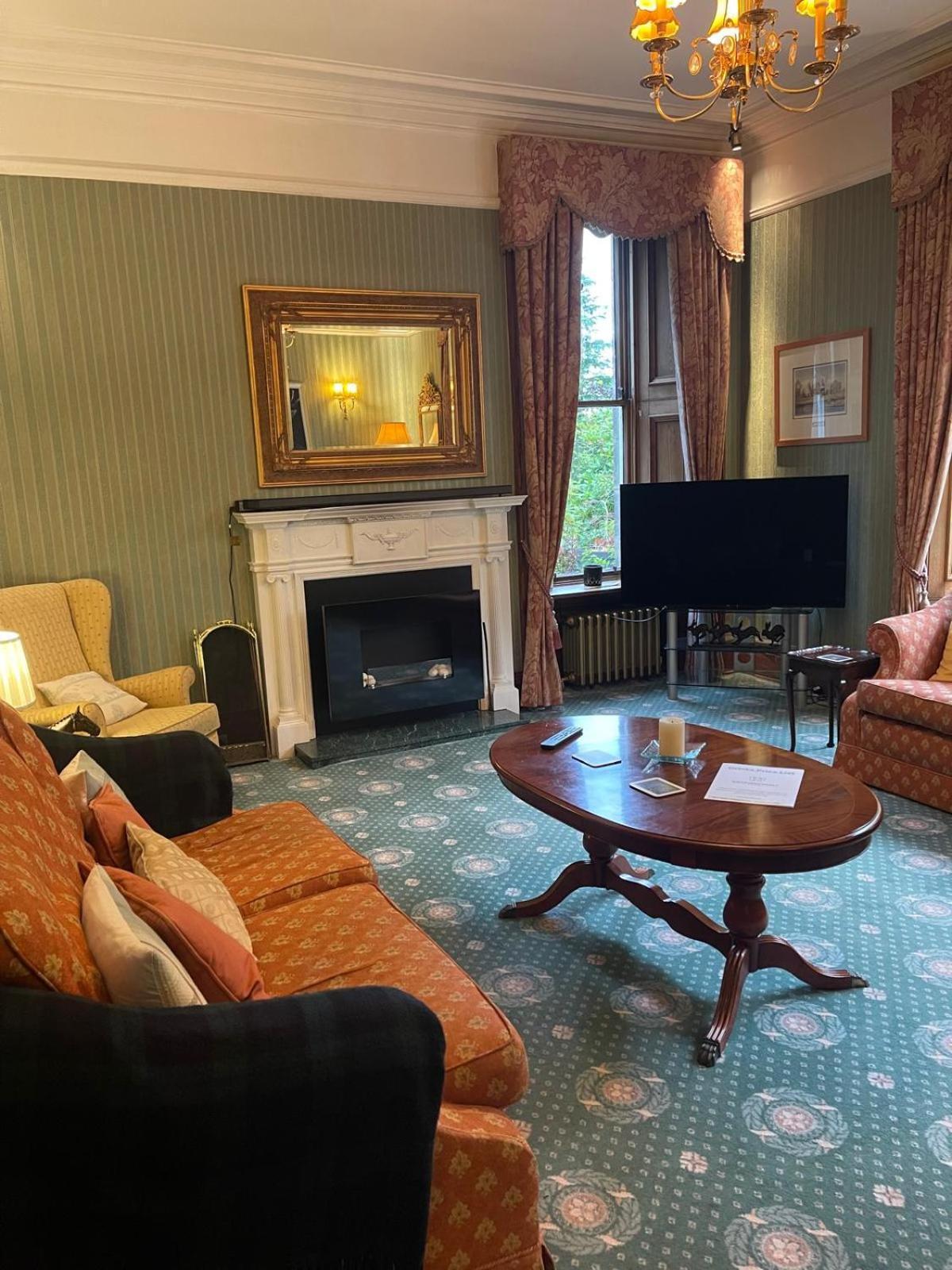 Ravenscourt House, Guest House Grantown-on-Spey Exteriör bild
