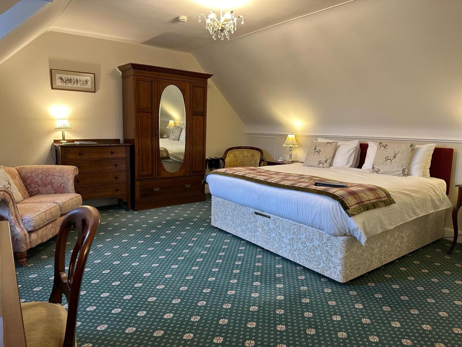 Ravenscourt House, Guest House Grantown-on-Spey Exteriör bild