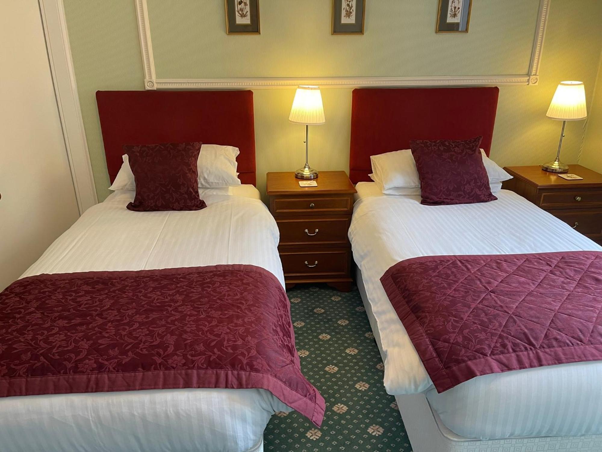 Ravenscourt House, Guest House Grantown-on-Spey Exteriör bild