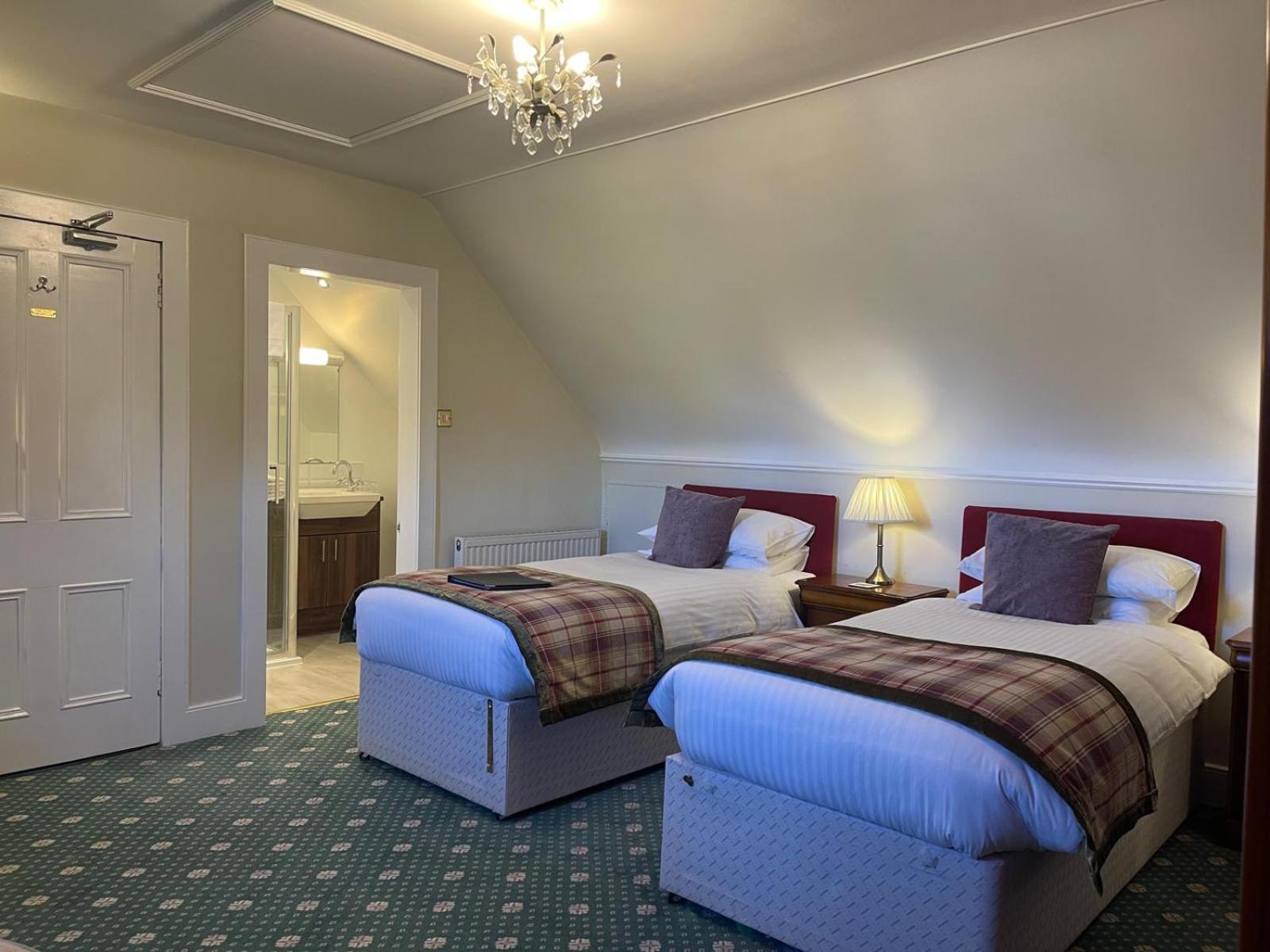 Ravenscourt House, Guest House Grantown-on-Spey Exteriör bild